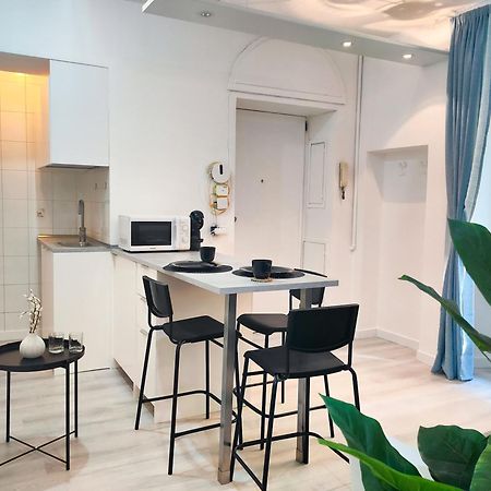 S&M Apartments "Casa Anna" - Crocetta M3 Милано Екстериор снимка