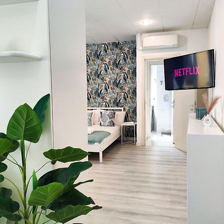 S&M Apartments "Casa Anna" - Crocetta M3 Милано Екстериор снимка