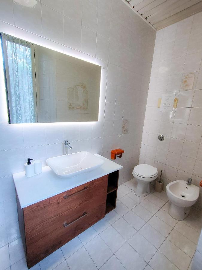 S&M Apartments "Casa Anna" - Crocetta M3 Милано Екстериор снимка